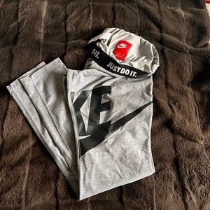Grey Nike Leggings